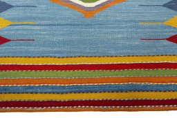 Central medallion detail of New Kilim Sofre rug from Turkey