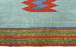 Central medallion detail of New Kilim Sofre rug from Turkey