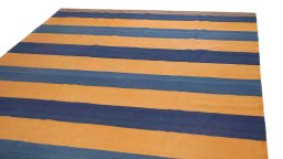 Surface texture of New Modern Design rug with natural Wool and intricate pattern