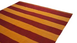 Surface texture of New Modern Design rug with natural Wool and intricate pattern