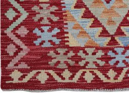 Close-up detail of New Modern Design rug from Pakistan showing Wool weave