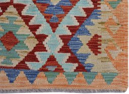 Close-up detail of New Modern Design rug from Pakistan showing Wool weave