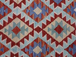 Central medallion detail of New Modern Design rug from Pakistan