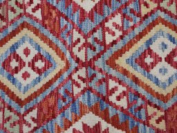 Central medallion detail of New Modern Design rug from Pakistan
