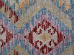 Central medallion detail of New Modern Design rug from Pakistan