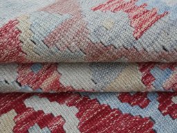 Close-up detail of New Modern Design rug from Pakistan showing Wool weave