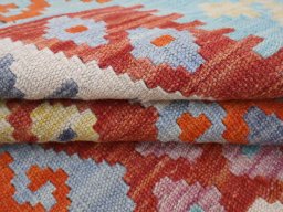 Close-up detail of New Modern Design rug from Pakistan showing Wool weave