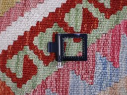 Corner detail of New Modern Design rug showing border pattern and Wool pile