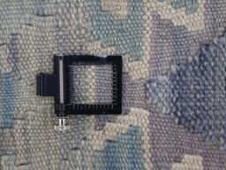 Corner detail of New Modern Design rug showing border pattern and Wool pile