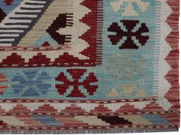 Close-up detail of New Modern Design rug from Pakistan showing Wool weave