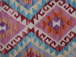 Central medallion detail of New Modern Design rug from Pakistan
