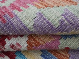 Close-up detail of New Modern Design rug from Pakistan showing Wool weave