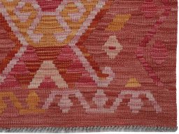 Close-up detail of New Modern Design rug from Pakistan showing Wool weave