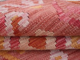Close-up detail of New Modern Design rug from Pakistan showing Wool weave