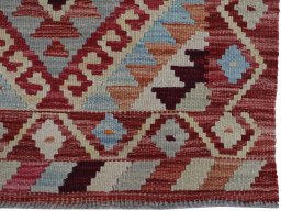 Close-up detail of New Modern Design rug from Pakistan showing Wool weave