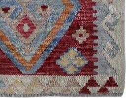 Close-up detail of New Modern Design rug from Pakistan showing Wool weave