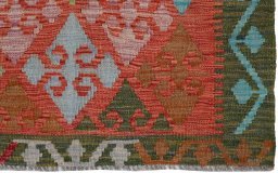 Close-up detail of New Modern Design rug from Pakistan showing Wool weave