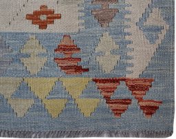 Close-up detail of New Modern Design rug from Pakistan showing Wool weave