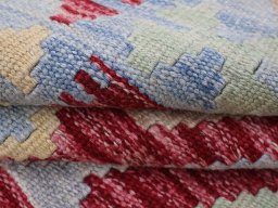 Close-up detail of New Modern Design rug from Pakistan showing Wool weave