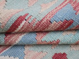 Close-up detail of New Modern Design rug from Pakistan showing Wool weave