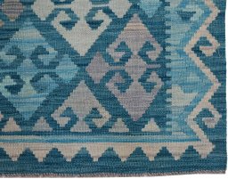 Close-up detail of New Modern Design rug from Pakistan showing Wool weave