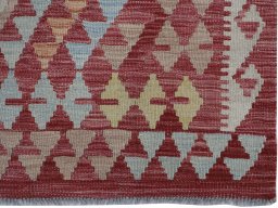 Close-up detail of New Modern Design rug from Pakistan showing Wool weave