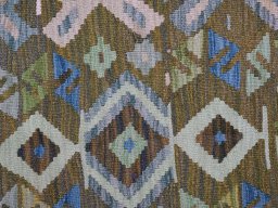 Central medallion detail of New Modern Design rug from Pakistan
