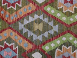 Central medallion detail of New Modern Design rug from Pakistan