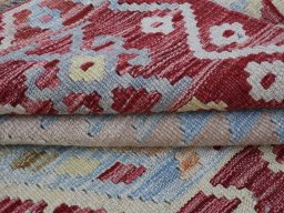 Close-up detail of New Modern Design rug from Pakistan showing Wool weave