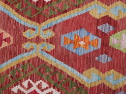 Central medallion detail of New Modern Design rug from Pakistan