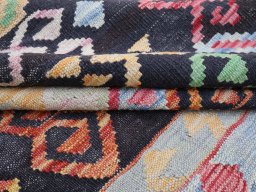 Close-up detail of New Modern Design rug from Pakistan showing Wool weave