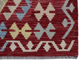 Close-up detail of New Modern Design rug from Pakistan showing Wool weave