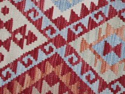 Central medallion detail of New Modern Design rug from Pakistan
