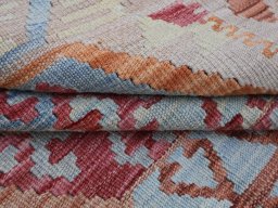 Close-up detail of New Modern Design rug from Pakistan showing Wool weave