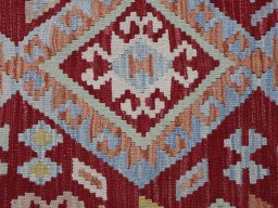 Central medallion detail of New Modern Design rug from Pakistan