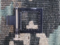 Corner detail of New Modern Design rug showing border pattern and Wool pile