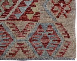Close-up detail of New Modern Design rug from Pakistan showing Wool weave