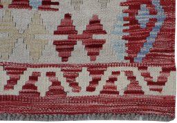 Close-up detail of New Modern Design rug from Pakistan showing Wool weave