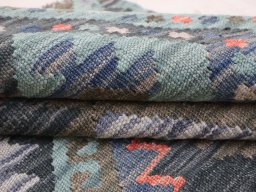 Close-up detail of New Modern Design rug from Pakistan showing Wool weave