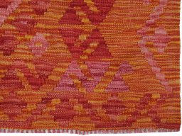 Close-up detail of New Modern Design rug from Pakistan showing Wool weave