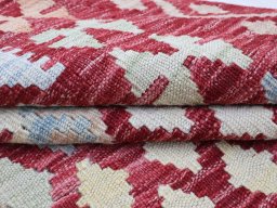 Close-up detail of New Modern Design rug from Pakistan showing Wool weave