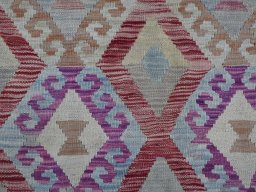 Central medallion detail of New Modern Design rug from Pakistan