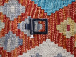 Corner detail of New Modern Design rug showing border pattern and Wool pile