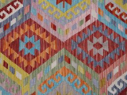 Central medallion detail of New Modern Design rug from Pakistan