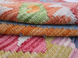 Close-up detail of New Modern Design rug from Pakistan showing Wool weave