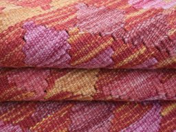 Close-up detail of New Modern Design rug from Pakistan showing Wool weave