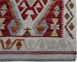 Close-up detail of New Modern Design rug from Pakistan showing Wool weave