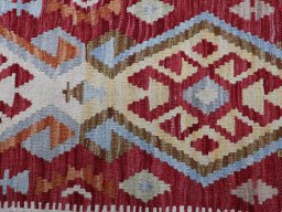 Central medallion detail of New Modern Design rug from Pakistan