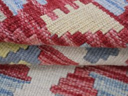Close-up detail of New Modern Design rug from Pakistan showing Wool weave