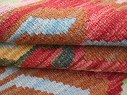 Close-up detail of New Modern Design rug from Pakistan showing Wool weave